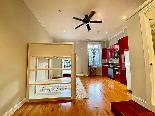 Rented by Corcoran | media 12