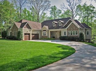 4705 Rockwood Dr, Waxhaw, NC 28173