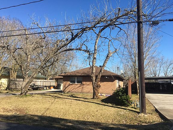 4th image of 2639 Oleander Dr