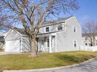6416 Parksleg Ct, Lisle, IL 60532