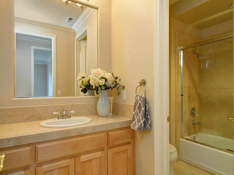 14231 Paul Ave — Photo 7