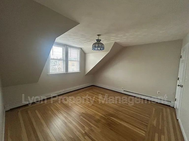18 Burgess Ave #3 — Photo 6