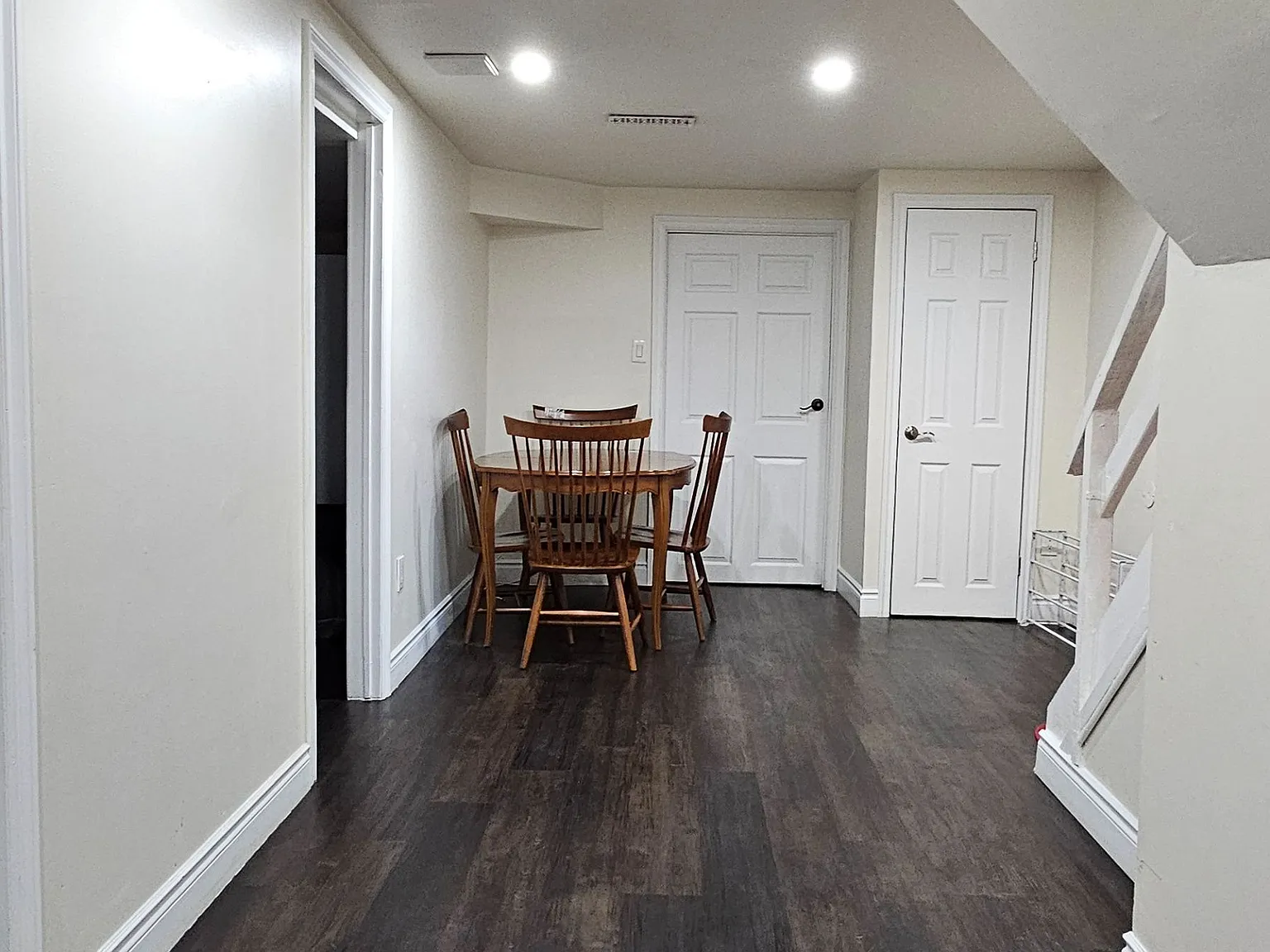 2 bed, $2,050 — Photo 2