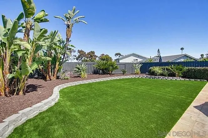7415 Bovet Way — Photo 28