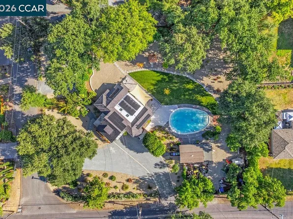 1409 Walden Rd, Walnut Creek, CA 94597