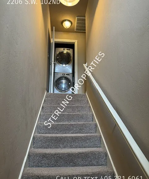 2206 SW 102nd St — Photo 15