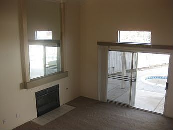 4th image of 14843 Ann Dr