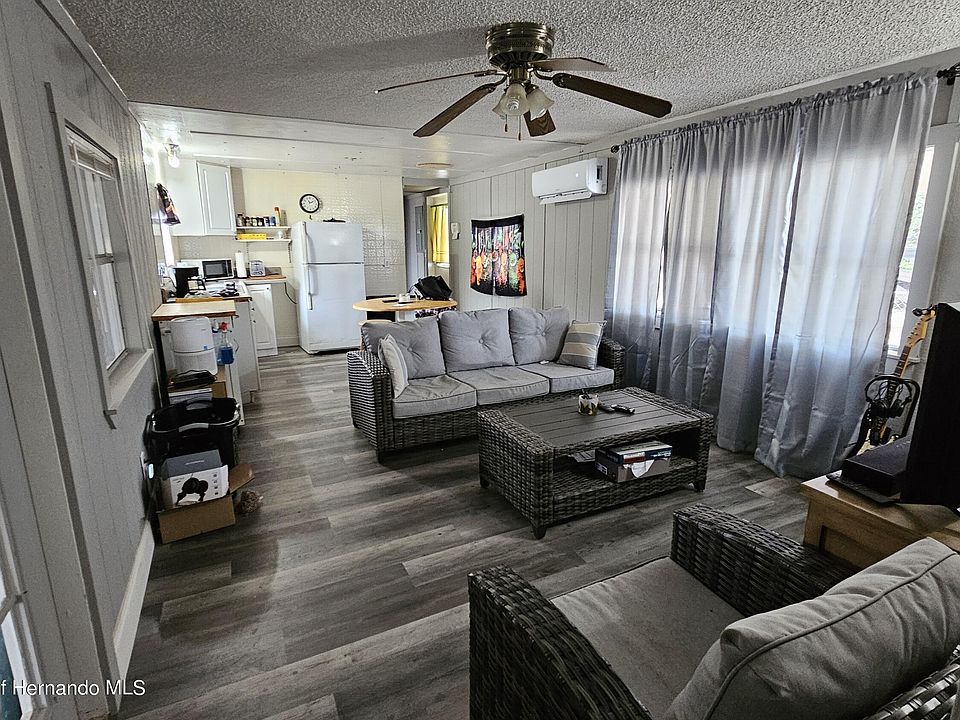 2nd image of 6722 Flicker Ln