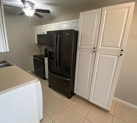 2nd image of 4621 Bayshore Dr APT Q1