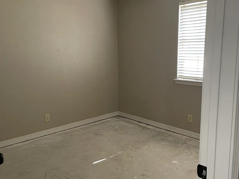 3501 Pinecrest St — Photo 7