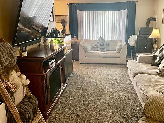 4th image of 307 G Ave