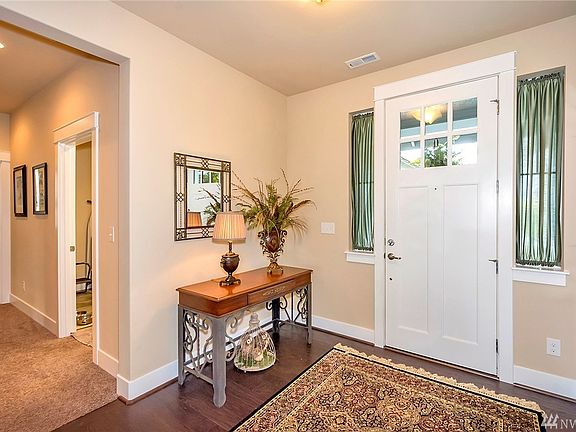 5th image of 8983 Buttercup St SE
