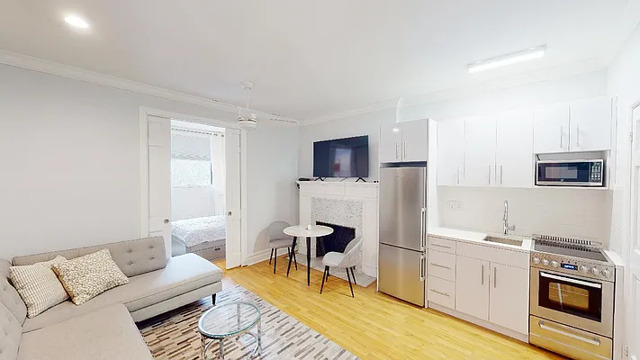 Rented by Metro Garden Realty NYC | media 7
