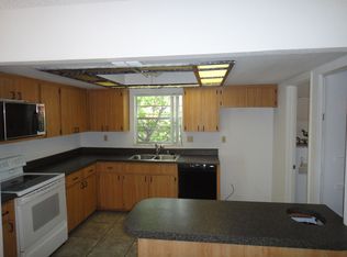 8457 82nd St, Seminole, FL 33777