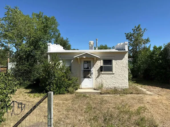705 Custer St, Belle Fourche, SD 57717