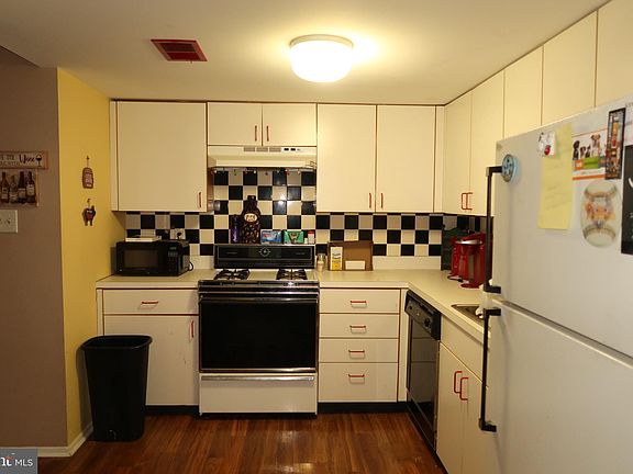 3rd image of 4435 Ernie Davis Cir