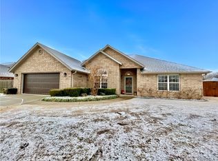 220 Cherokee St, Lowell, AR 72745