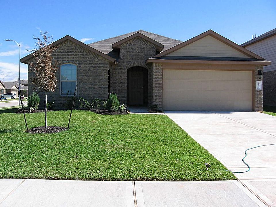 1st image of 2903 Iron Range Ct