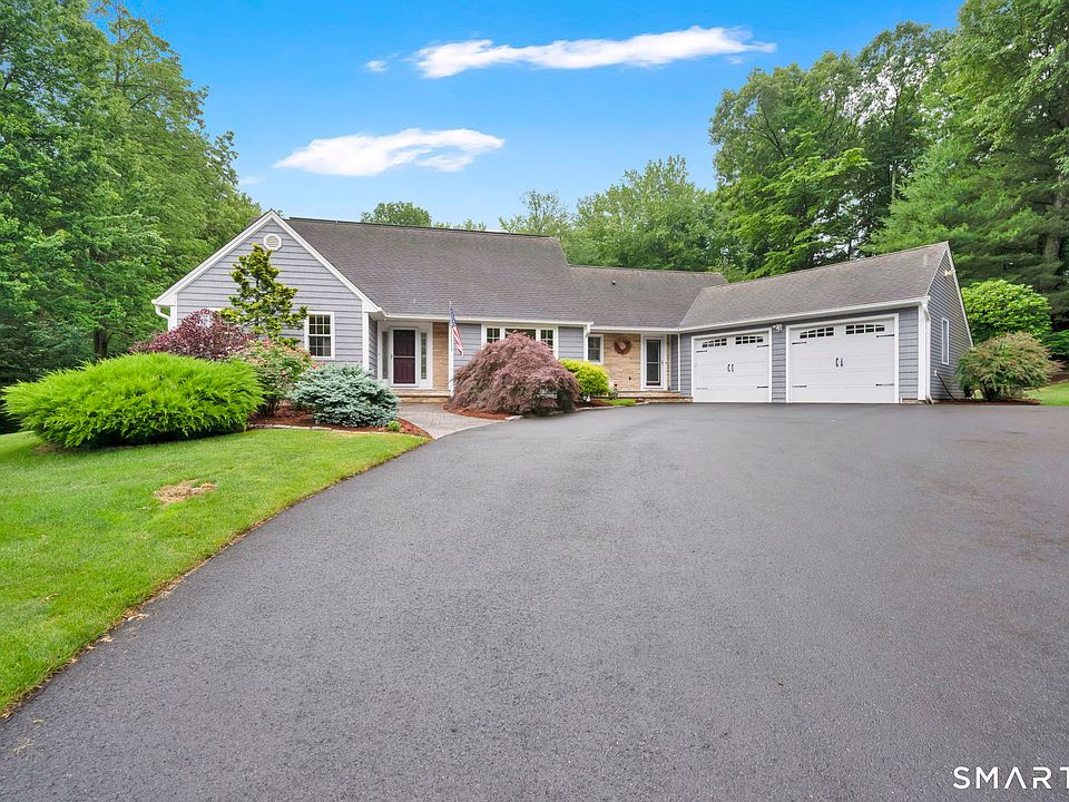 1st image of 213 Lincoln Drive