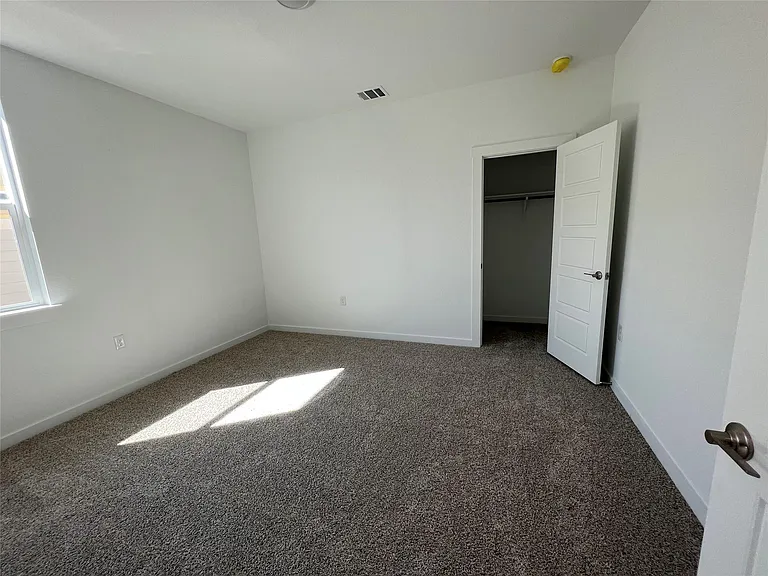 13820 Lubeck Dr — Photo 8