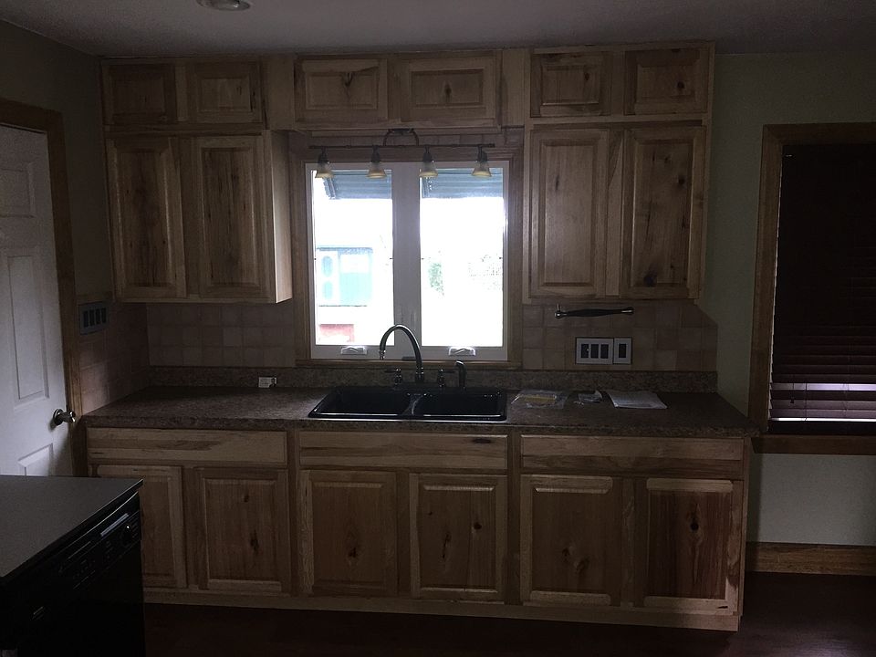 2nd image of 127 Glen Ave