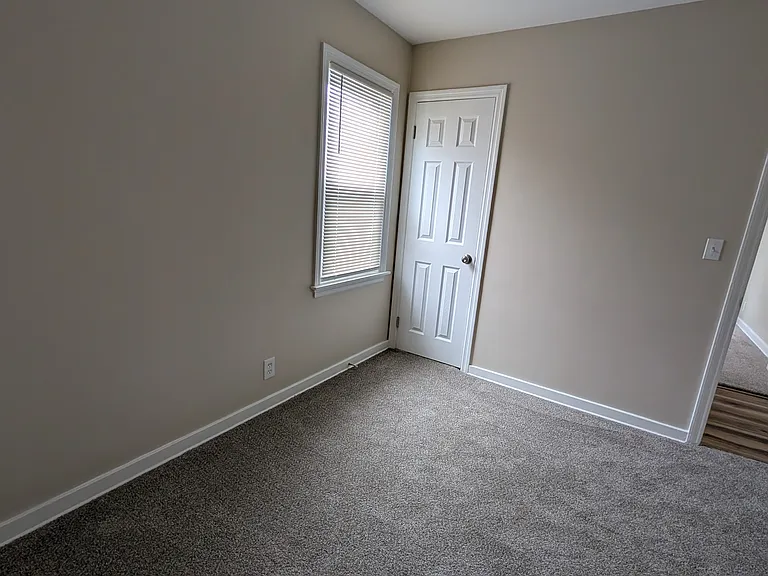 807 Thurman St — Photo 11