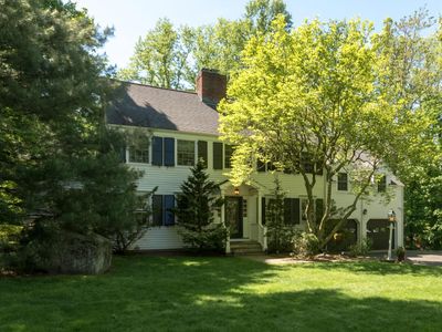 111 Tokeneke Rd, Darien, CT, 06820