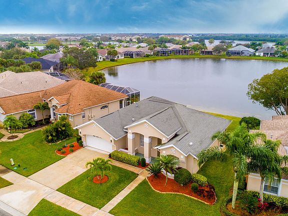 3rd image of 2295 Brightwood Cir