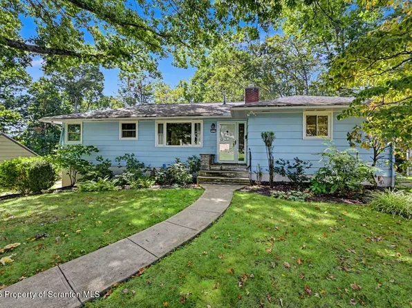311 Crest Dr, Clarks Green, PA 18411
