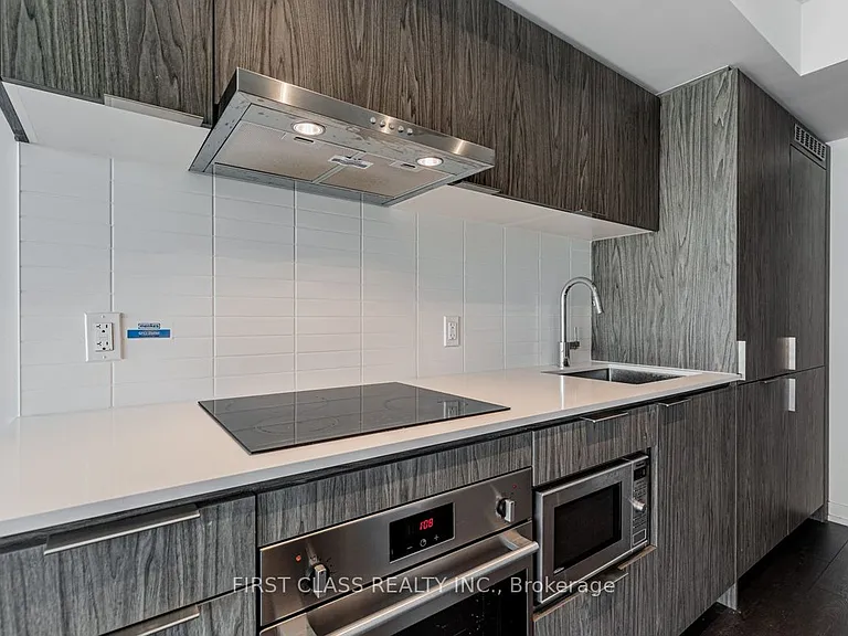 60 Shuter St #1710 — Photo 13