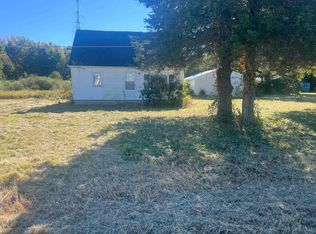 11583 Ferden Rd, Chesaning, MI 48616