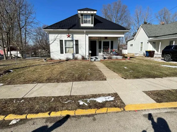 15 Beveridge St, Greencastle, IN 46135