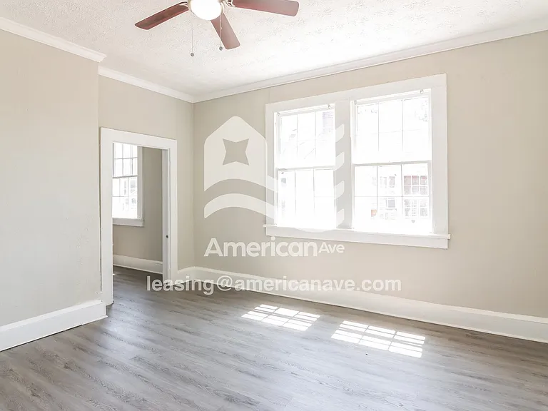 20364_004_living_room_4.jpg