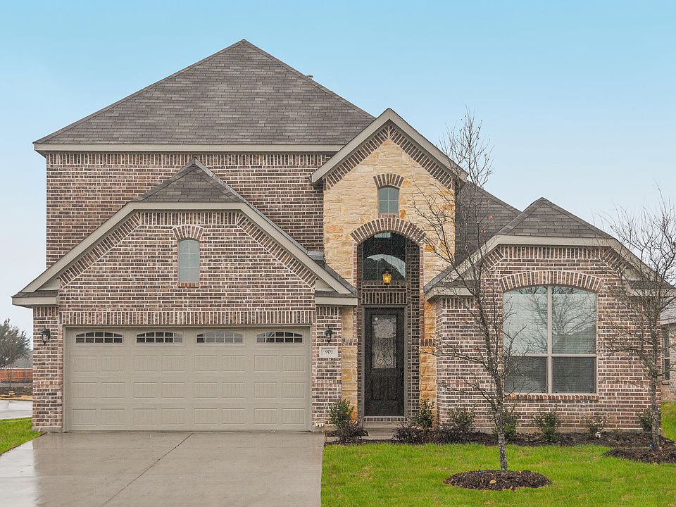 1st image of 901 Gray Wash Dr