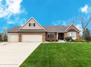 13525 Heathrow Cir, Dewitt, MI