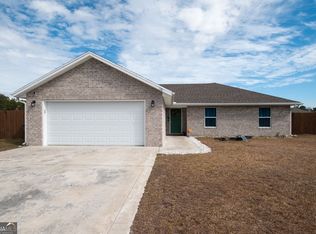 110 Galloway Dr, Folkston, GA 31537