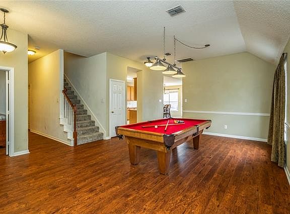 4th image of 1662 Natural Bridge Dr