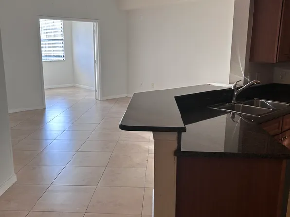 2955 Positano Cir #205, Naples, FL 34105