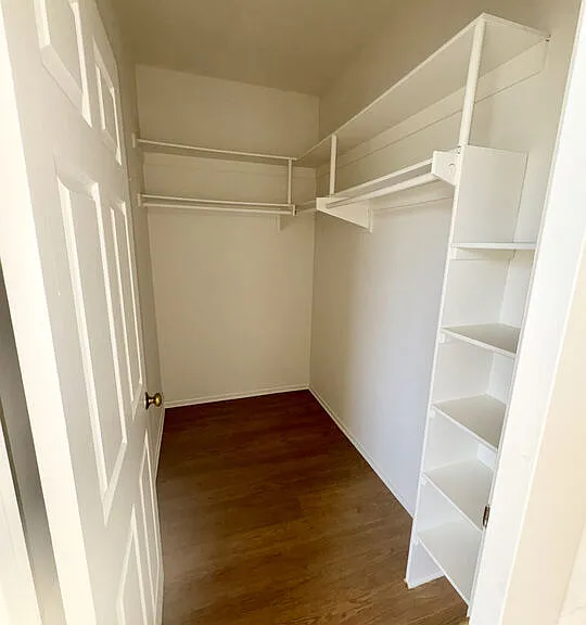 1221 Seward St #101 — Photo 9