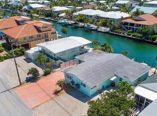 591 8th St, Key Colony Beach, FL 33051