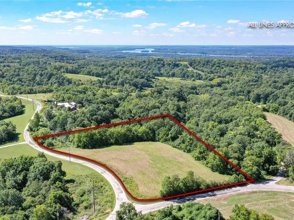 2605 N Plummer Hill Rd, Hardin, IL 62047