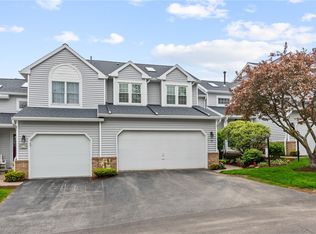 19 Leeward Ln, Canandaigua, NY 14424