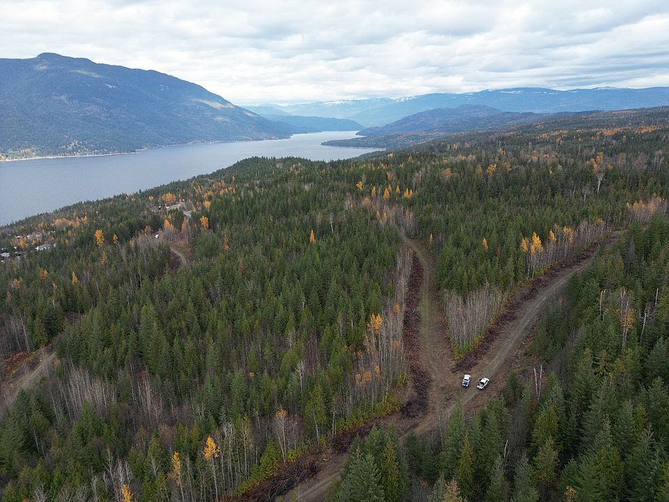 2nd image of 5055 Ridge Rd