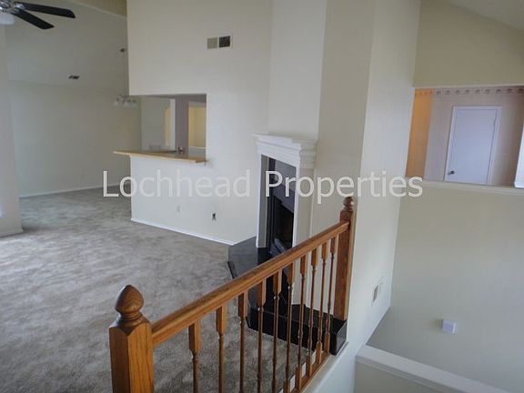 5th image of 6132 Los Robles Ln