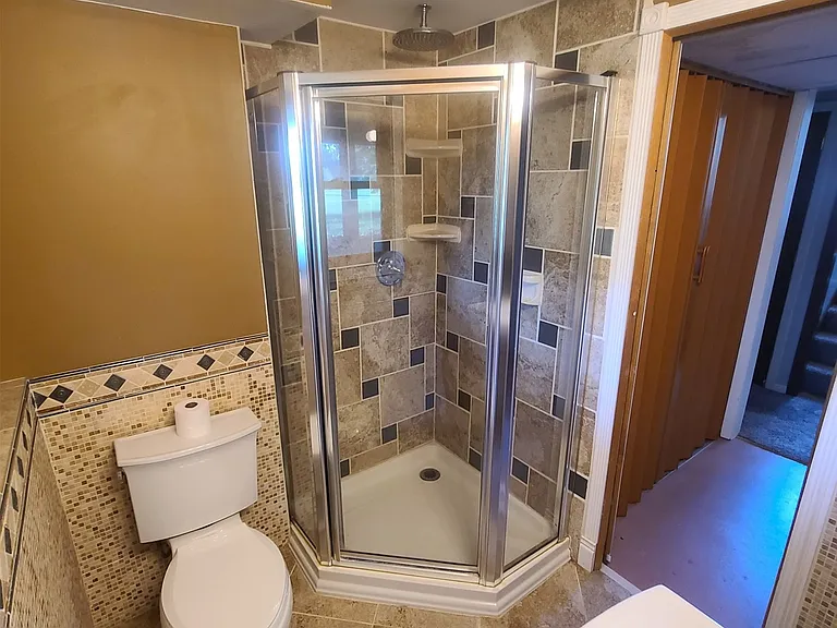 Downstairs Bathroom