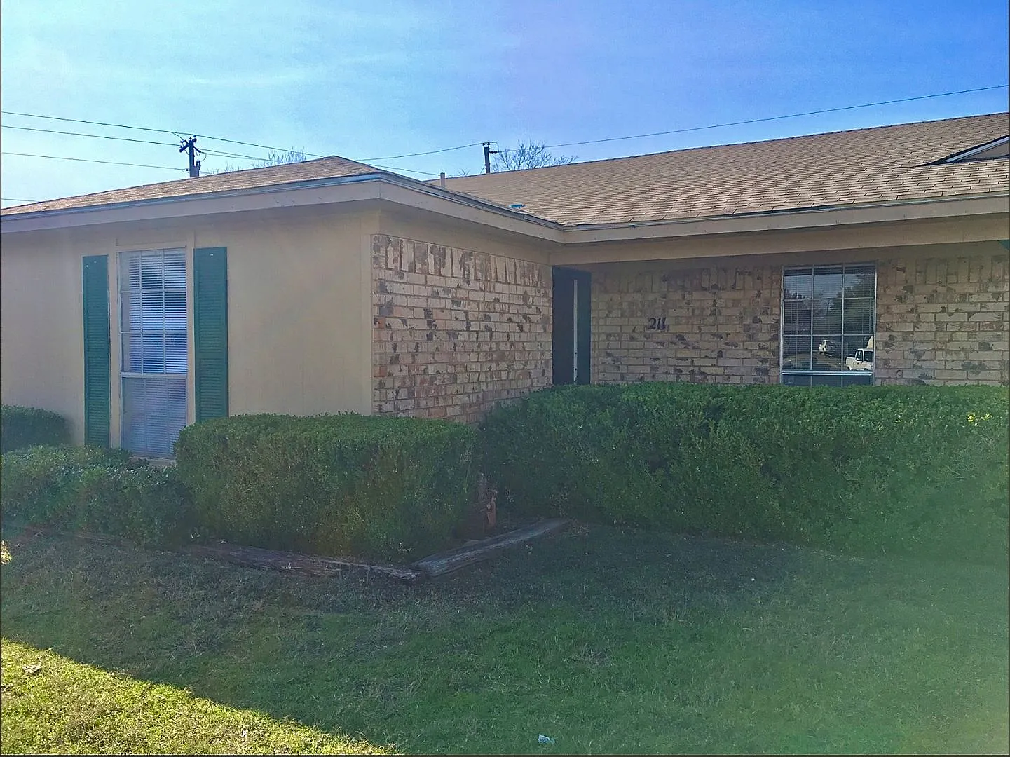 G 209-211 Gruver Circle — Photo 1
