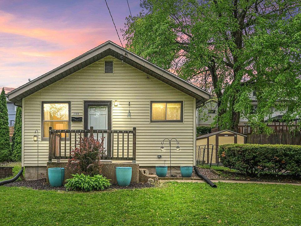 1st image of 2109 Oaklawn AVENUE