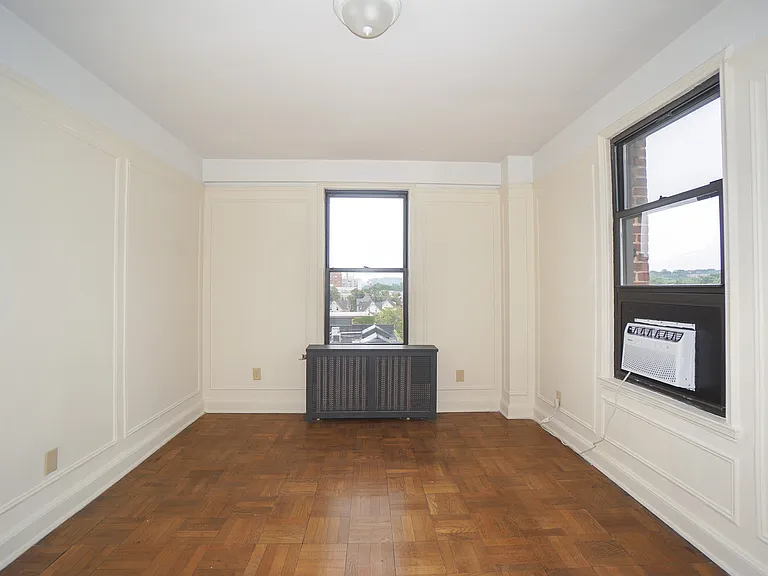 Arlington Apartments — Photo 35