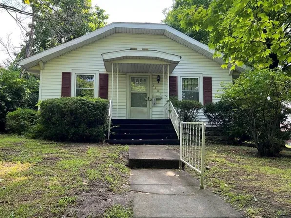 540 College Dr, Anderson, IN 46012