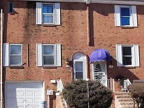 2nd image of 7915 Buist Ave